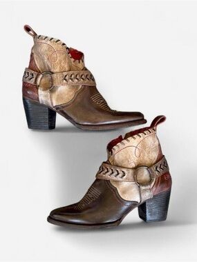 Bed|Stü Tania Women's Full-Grain Leather Western Boot 8 Southwestern Booties